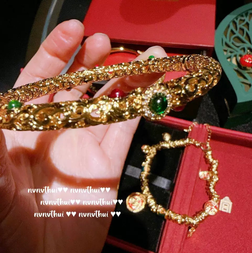 Ancient-style golden filigree, auspicious cloud-shaped jade and carnelian bracelet, new Chinese style, bell-shaped gourd entwined bracelet.