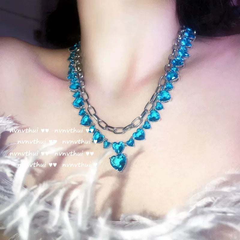 Retro oil painting blue heart-shaped gemstone pendant zircon collar chain, 18K gold-plated peach heart colored gemstone necklace for women