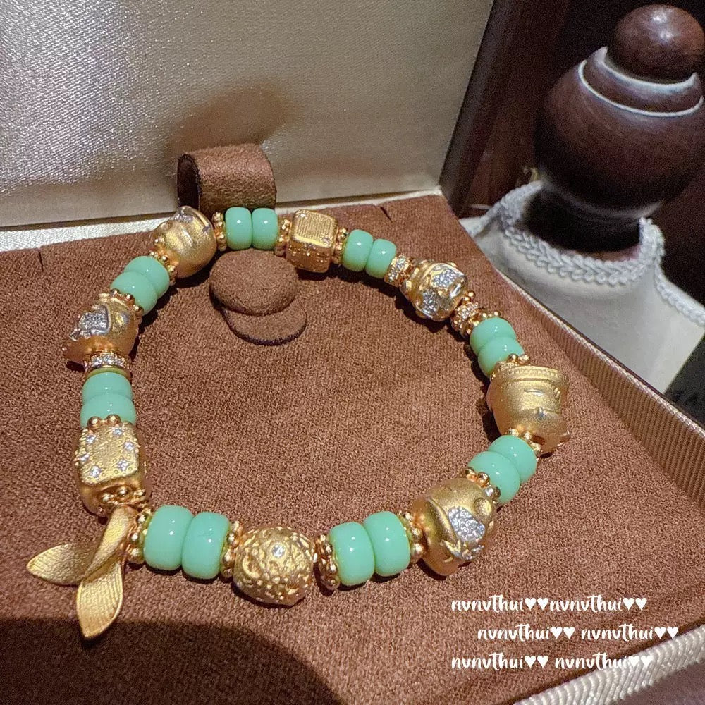 Ancient gold tone, secret words hammered and twisted blue turquoise imperial bracelet, new Chinese style, bell gourd entwined star bracelet.