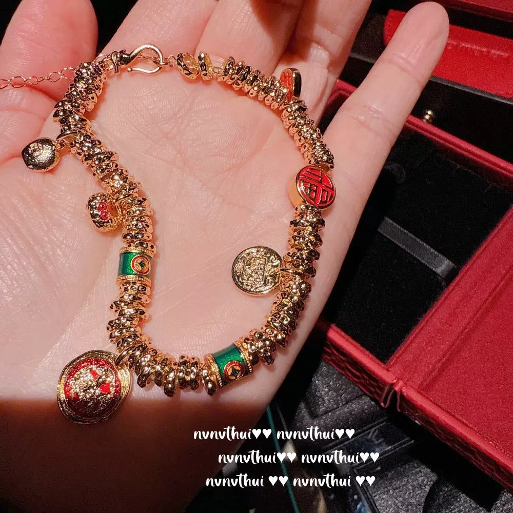 Ancient-style golden filigree, auspicious cloud-shaped jade and carnelian bracelet, new Chinese style, bell-shaped gourd entwined bracelet.