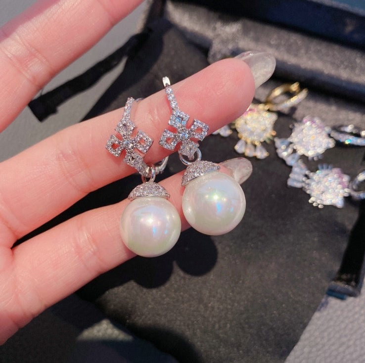Sparkling Tear Drop Gem Eardrops Plated with 18K Gold, Wheat Ears, Tassel, Zircon Earrings, Cross, Sparkling Diamond Earrings