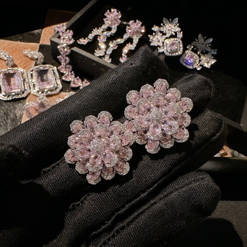 Fugitive princess pink flower basket gemstone earrings Papalacha plated 18K gold Barbie pink petal zircon bracelet