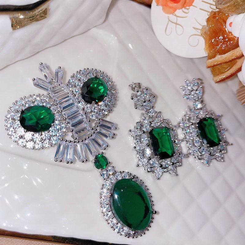 Oil painting peacock emerald earrings plated with 18K gold multi section emerald zircon kite brooch necklace set