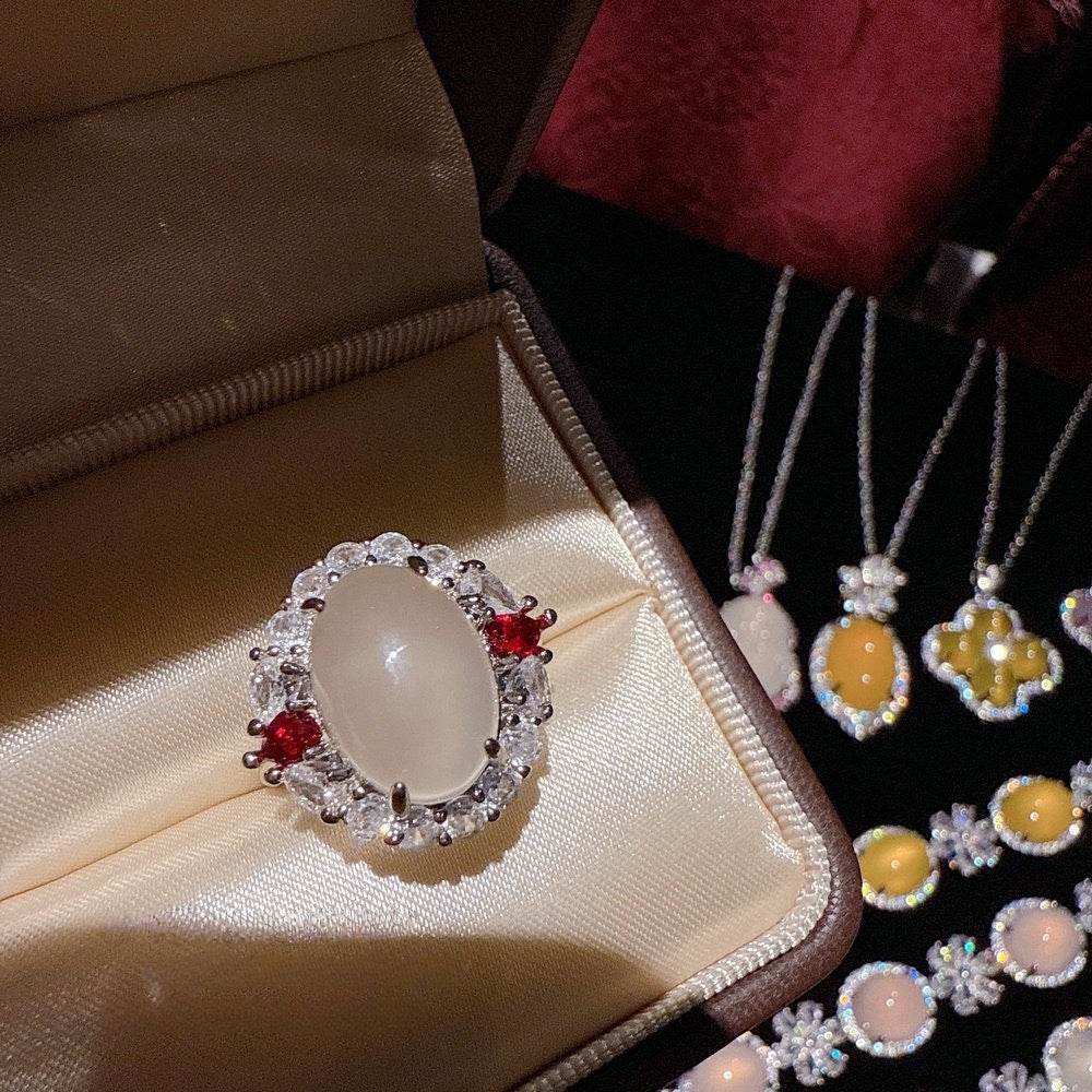 Jewelry Aurora Brazil Egg shaped White Jade Marrow Flower God Gemstone Bracelet New Chinese Chicken Oil Yellow Jade Marrow Necklace Set