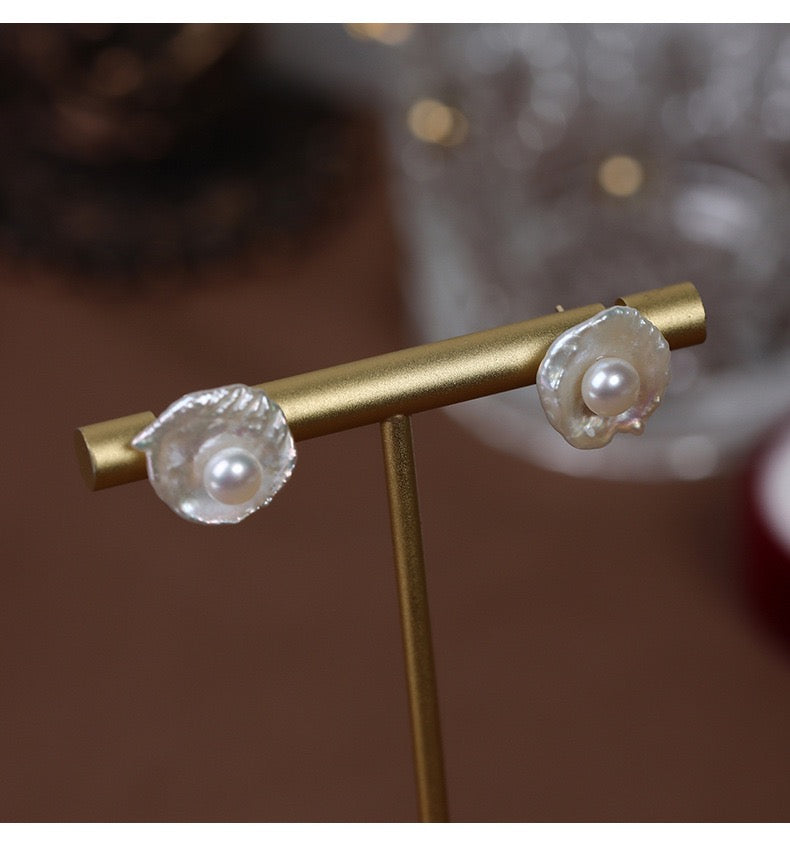 Poached egg pearl stud earrings, natural freshwater petal earrings, French retro original design, 925 silver needle.