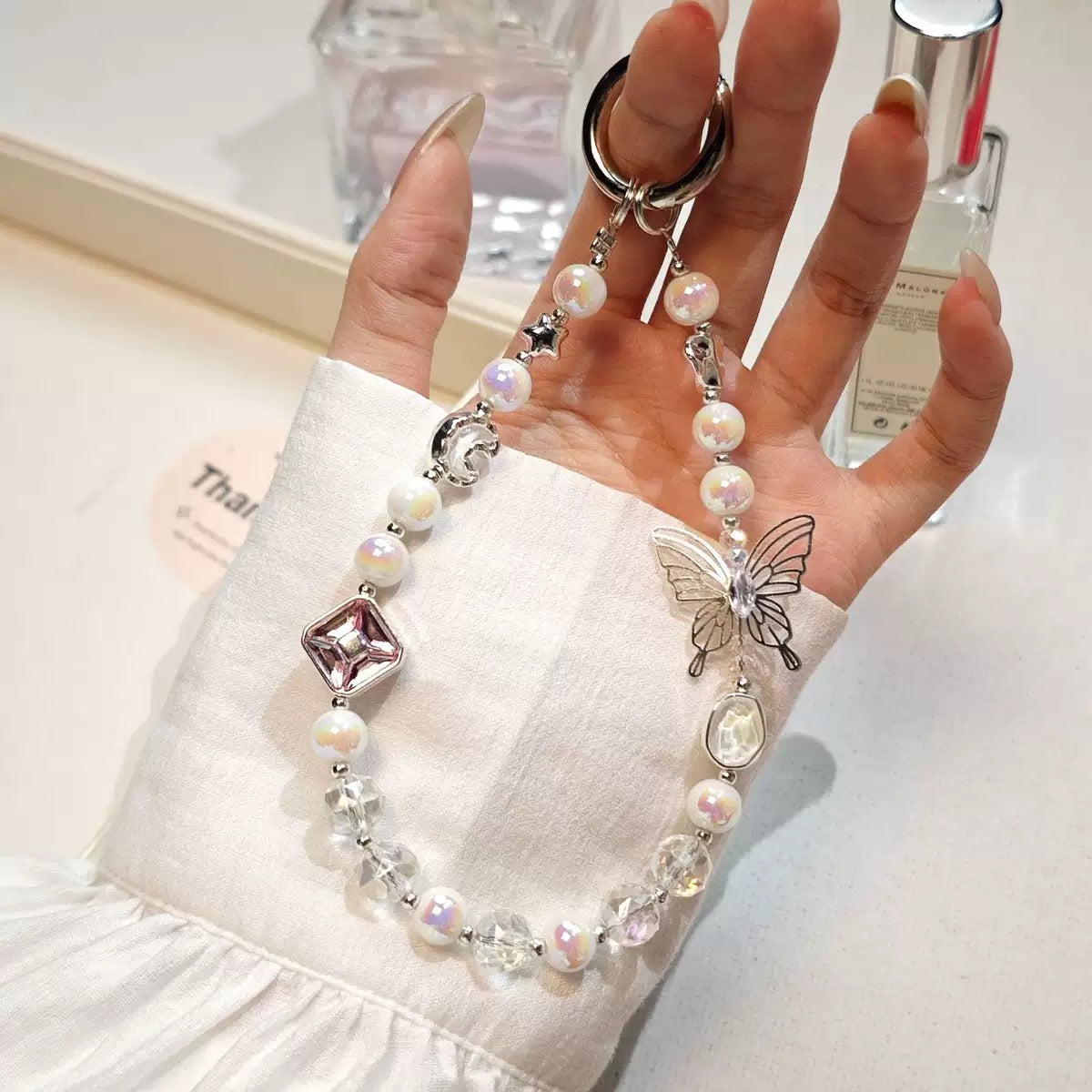 【Dream Butterfly】Hollowed-out Butterfly Mobile Phone Chain, Handmade, Ins-style, Chinese Style, Elegant Butterfly Mobile Phone Lanyard