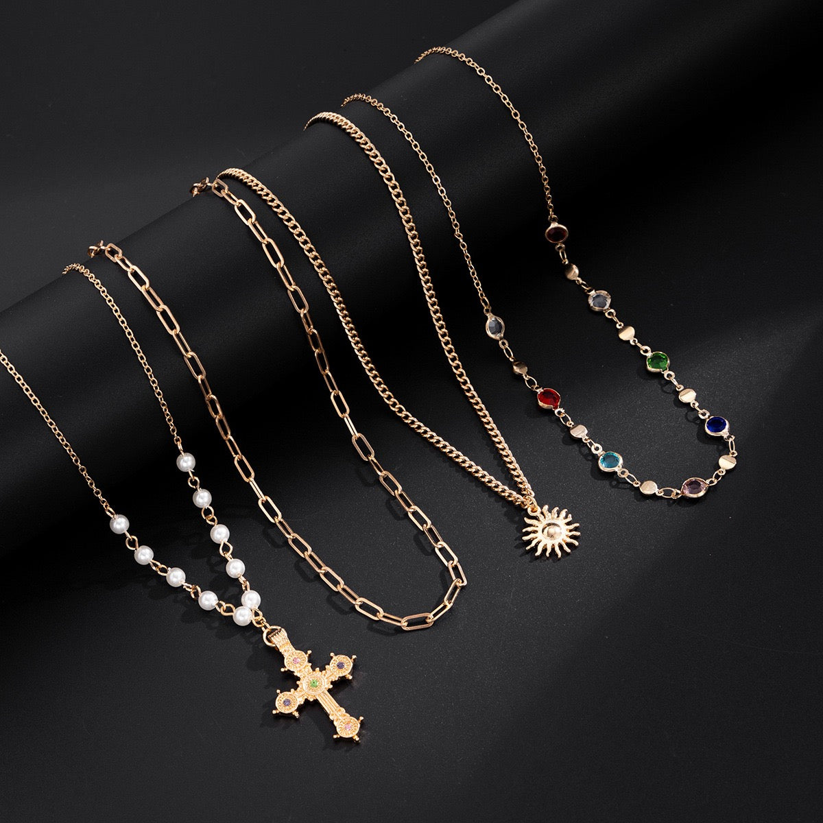 Cross necklace for both men and women, high-end hip-hop fashion sun pendant crystal choker jewelry,Necklace set