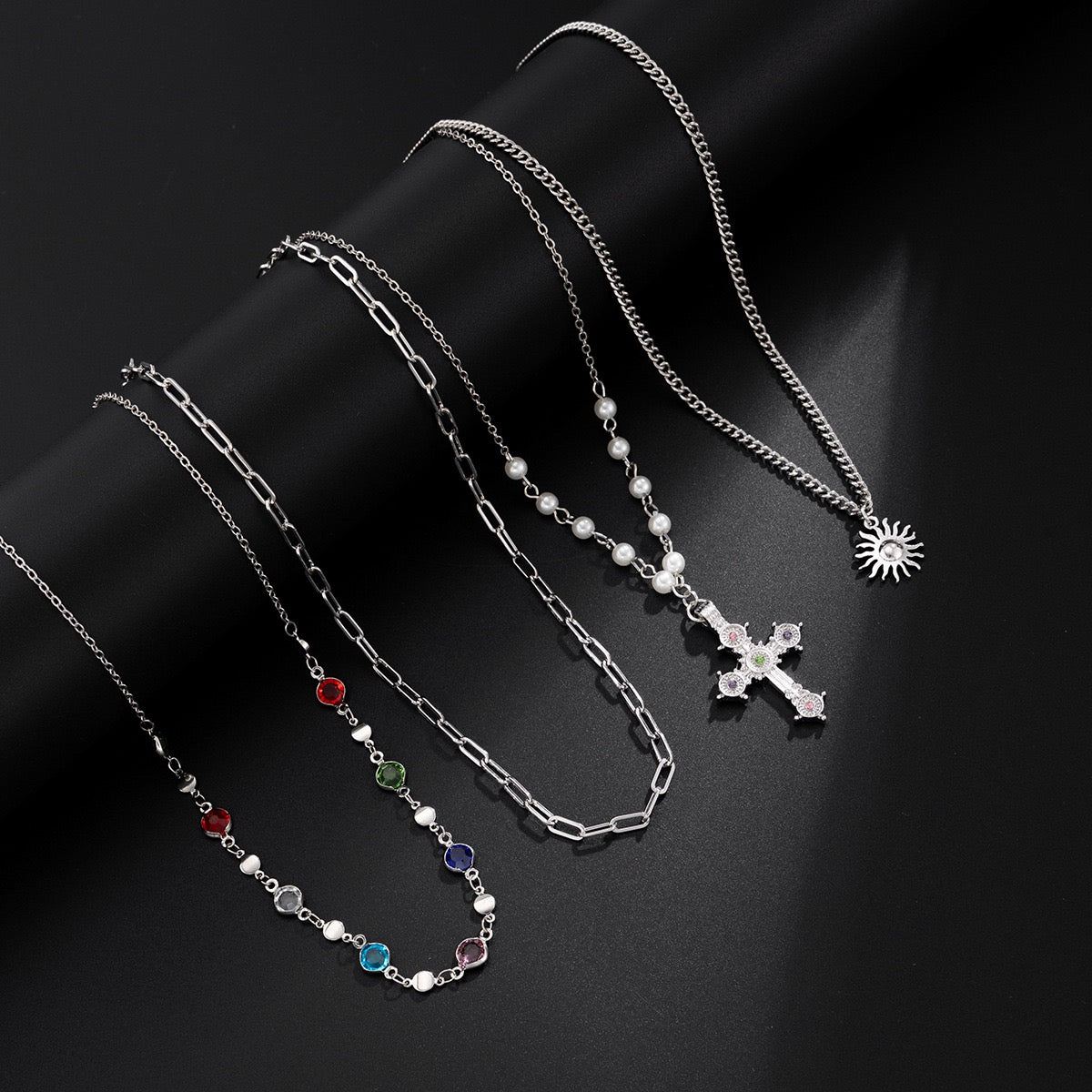 Cross necklace for both men and women, high-end hip-hop fashion sun pendant crystal choker jewelry,Necklace set