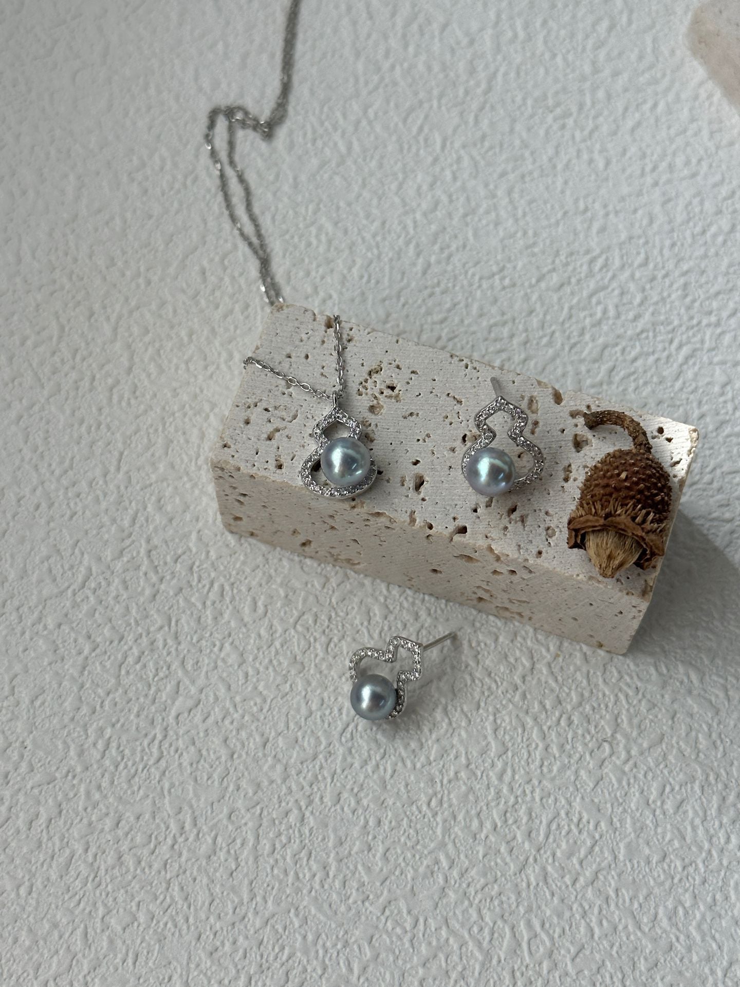 Natural seawater pearl gourd, genuine hemp pearl necklace, gourd genuine hemp earring