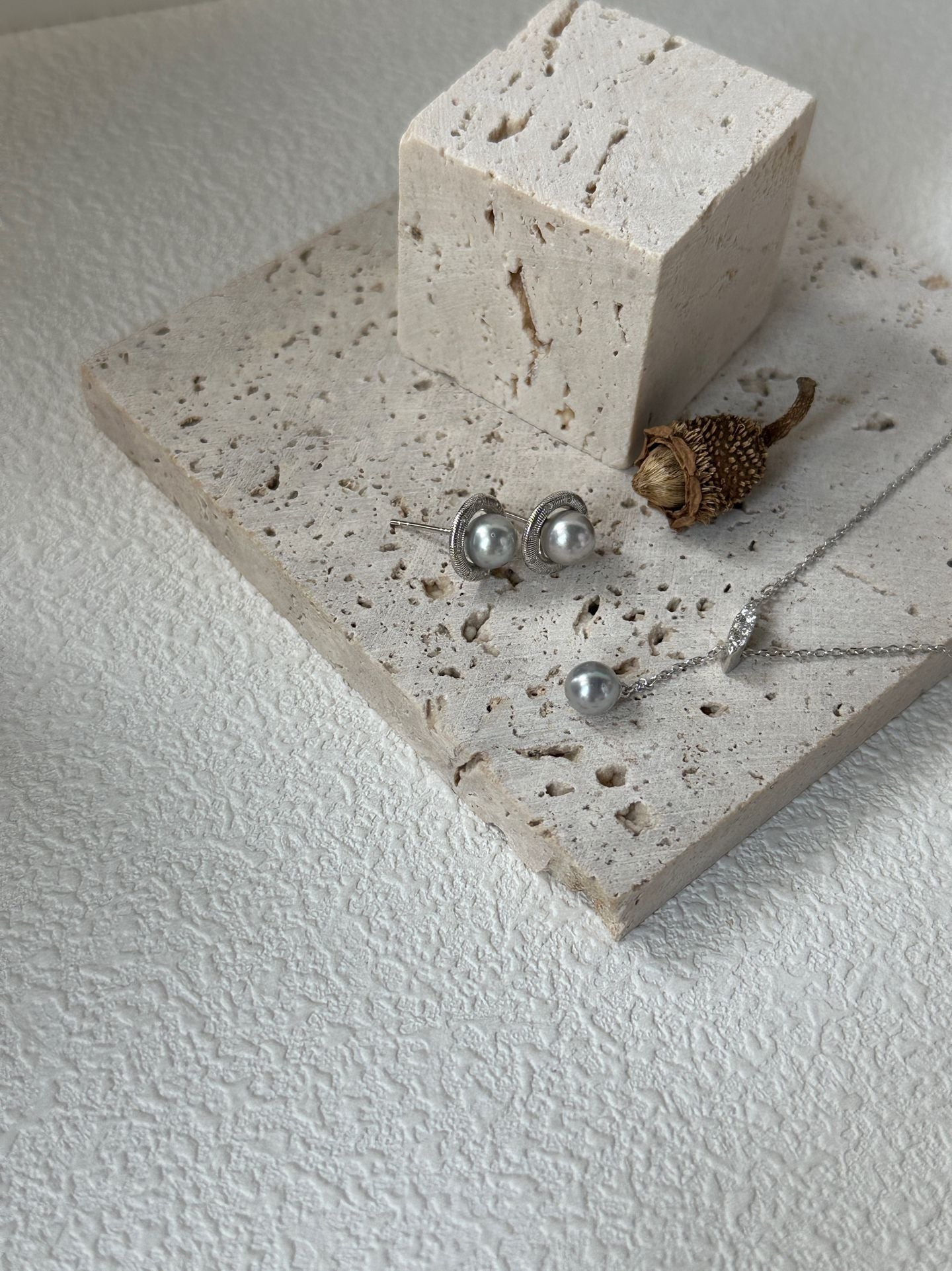 Natural seawater pearls, seawater pearls, really many hemp Y-shaped necklace
