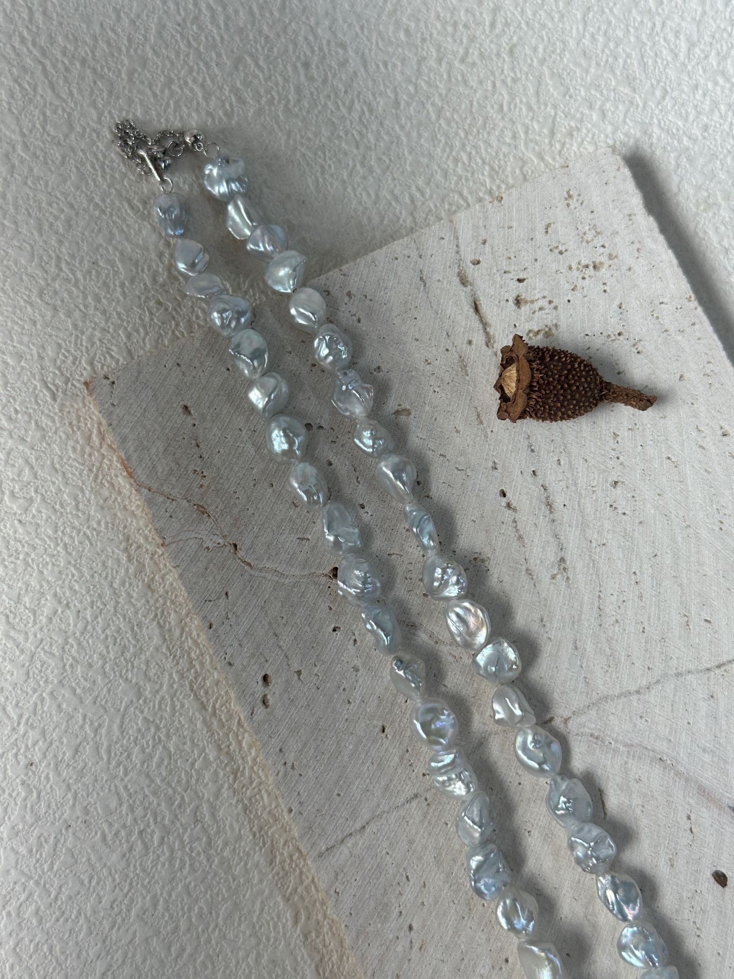 Natural Fresh Water Pearl Blue Blood Crushed Silver Pearl Necklace