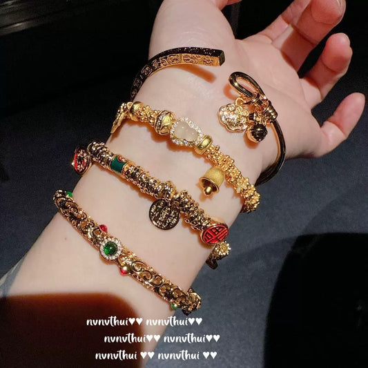 Ancient-style golden filigree, auspicious cloud-shaped jade and carnelian bracelet, new Chinese style, bell-shaped gourd entwined bracelet.