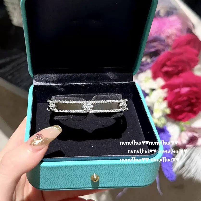 Vine Mermaid Tear Meteorite Gem Bracelet, Starry River Sparkling, 18K Gold Plated