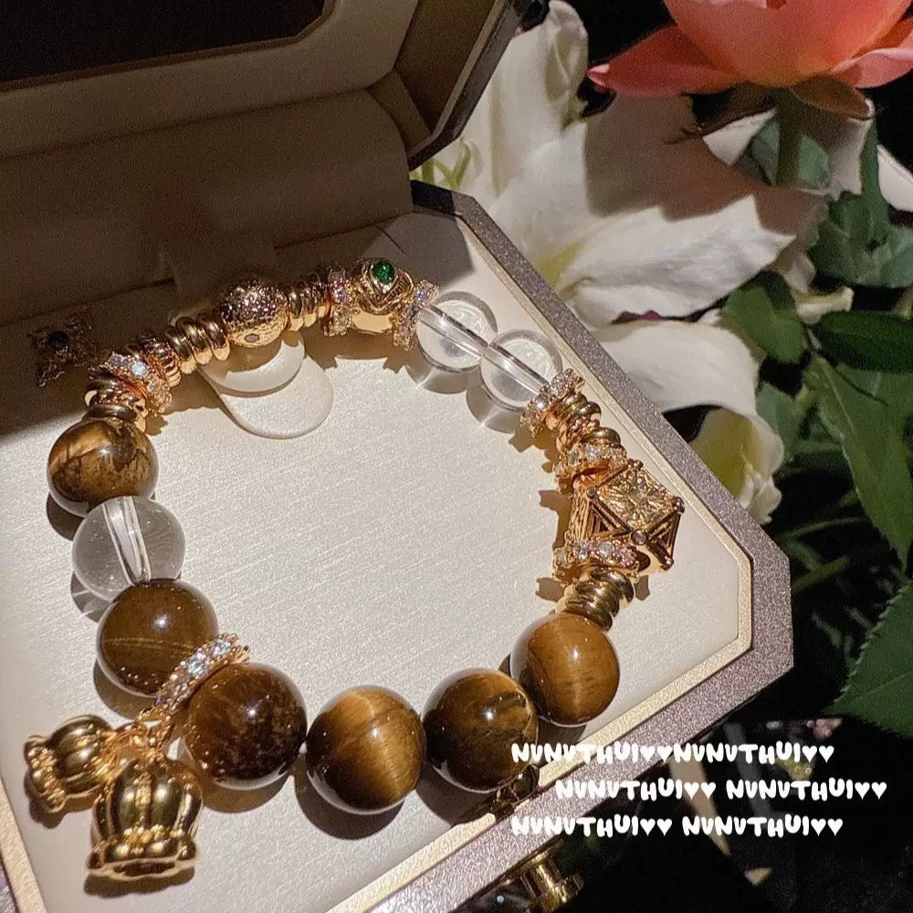 Ancient-style golden brushed ball-shaped tigereye stone bell crystal bracelet, new Chinese-style laurel rabbit saffron-yellow beeswax bracelet