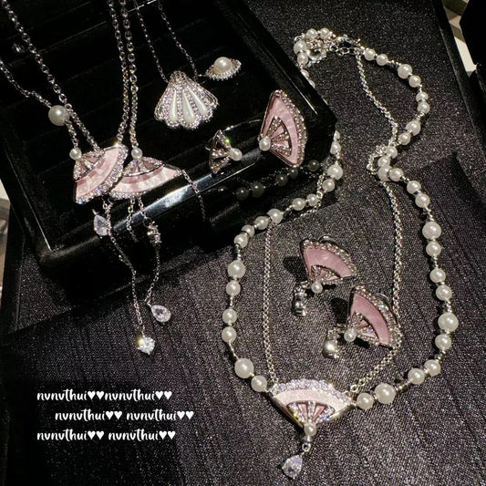 Italian vintage scallop pearl mother-of-pearl necklace, light luxury jewelry, court pink mother-of-pearl fan-shaped earrings and ring