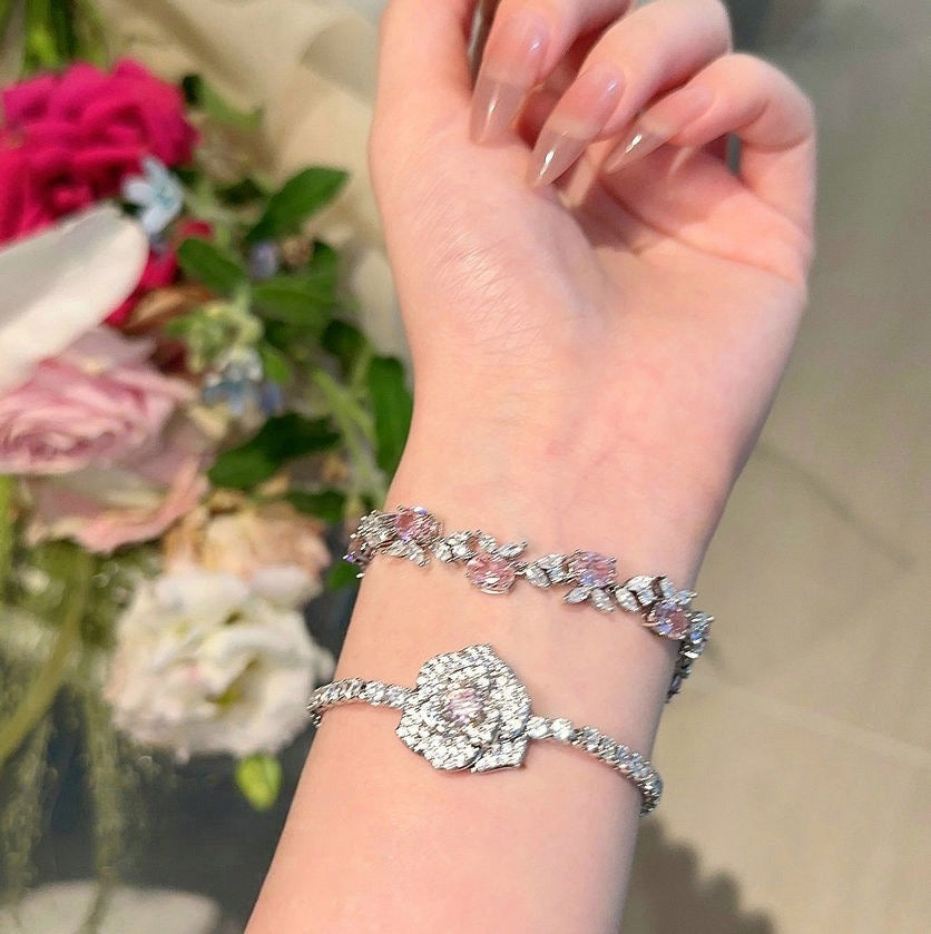 Fugitive princess pink flower basket gemstone earrings Papalacha plated 18K gold Barbie pink petal zircon bracelet