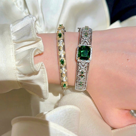 Weaving pattern carved gold peacock green fireworks zircon bracelet antique feeling plated 18K gold honeycomb emerald zircon bracelet