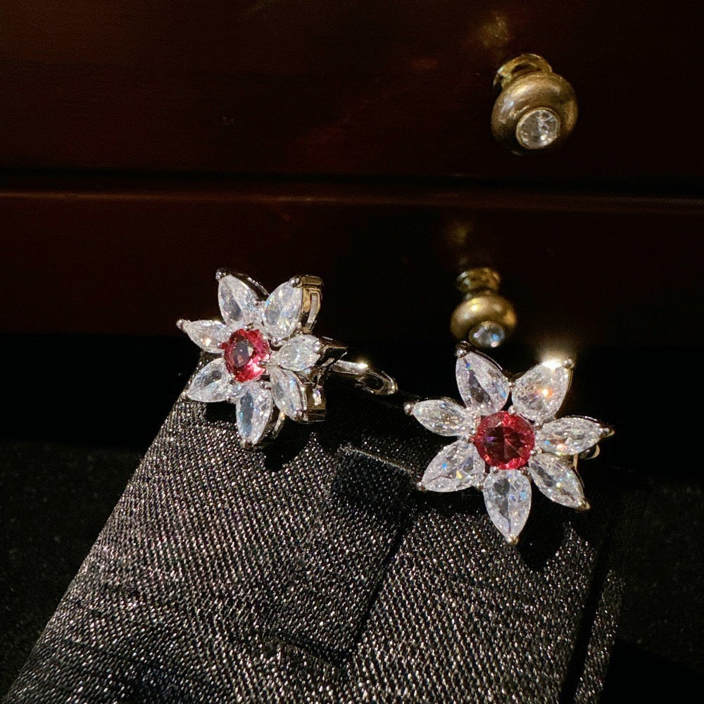 Weaving pattern carved gold snowflake gemstone bracelet antique feeling plated 18K gold curved brushed zircon ring set