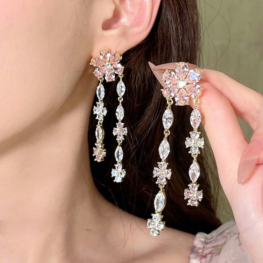 Fugitive princess pink flower basket gemstone earrings Papalacha plated 18K gold Barbie pink petal zircon bracelet
