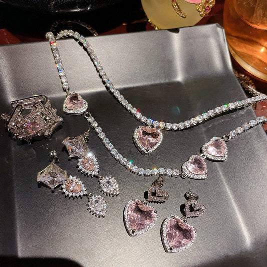 Sparkling Pink Love Gem Necklace Designer Plated 18K Gold Grape Purple Heart Zircon Wings Cat Eye Stone Necklace