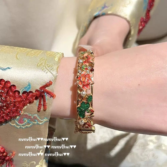 Antique-style 18K gold-plated hand bracelet with woven pattern, engraved gold lotus, enamel and gemstones
