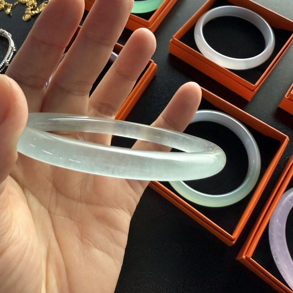 Violet High Ice Noble Consort Jade Marrow Bracelet Half Mountain Half Water Far Mountain Dai Agate Bracelet