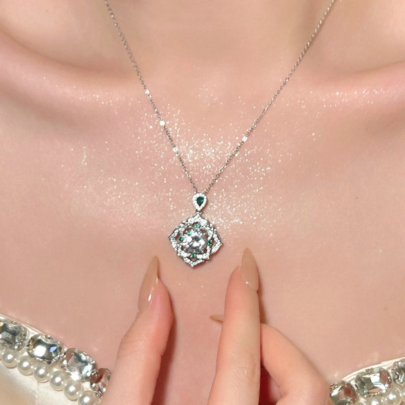 Sparkling 3-carat gemstone flower necklace, mermaid tears plated with 18K gold shimmering petals, high carbon zircon necklace