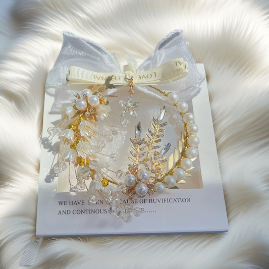Lily of the Valley Car Charm Crystal Rhinestone Pendant Car Decoration One Deer Brings Peace Rearview Mirror Ornament Auto Accessories