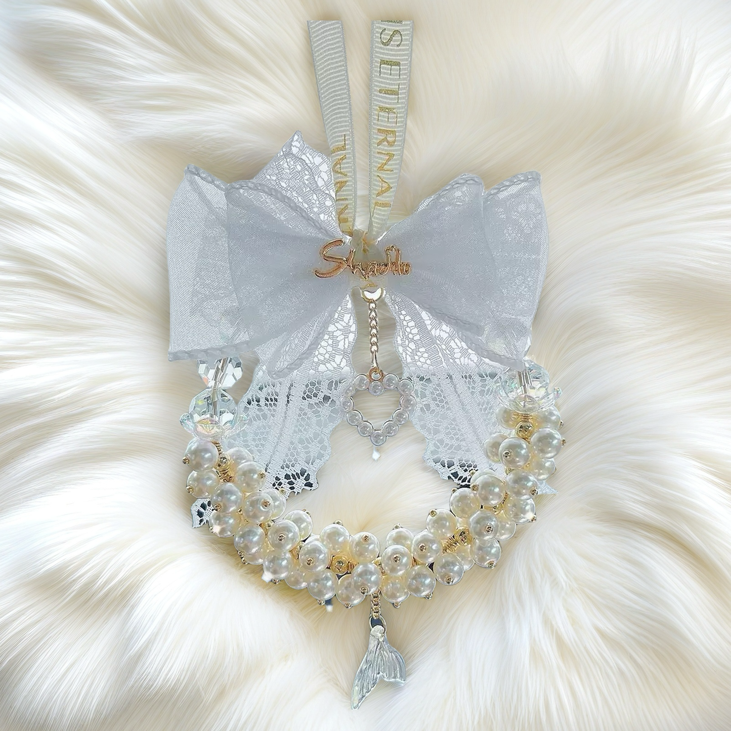 Heart-fluttering pendant, car accessory, mermaid tail bowknot pearl pendant, rearview mirror car accessory, goddess charm