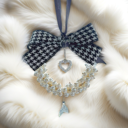 Heart-fluttering pendant, car accessory, mermaid tail bowknot pearl pendant, rearview mirror car accessory, goddess charm