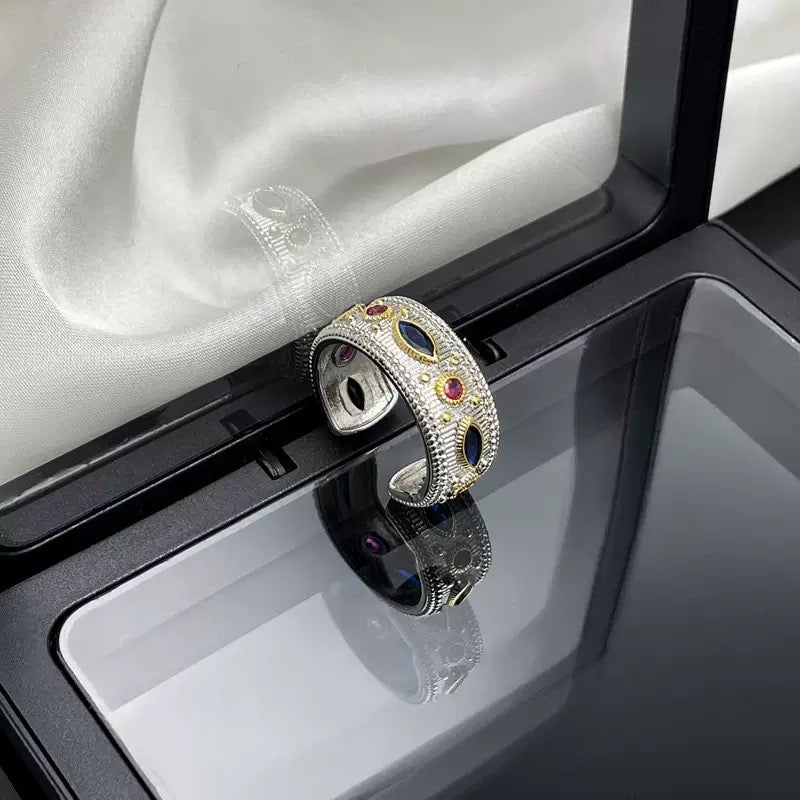 Medieval court style brushed finish high-end retro lace open ring for women, fashionable, delicate and unique finger ring.