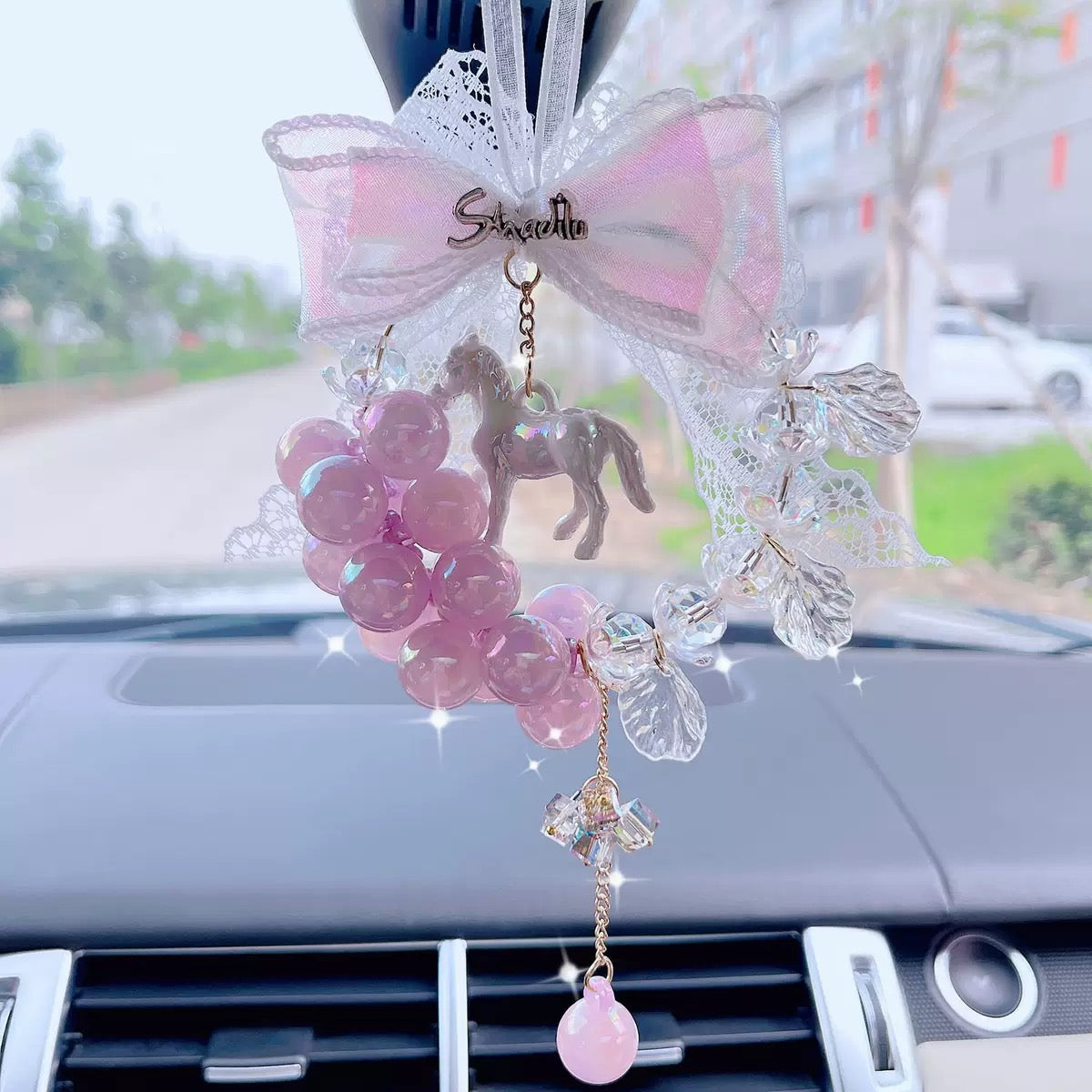 Dopamine bubble beads zodiac horse pendant, internet-famous car decoration, car hanging accessory, rearview mirror decoration for vehicle