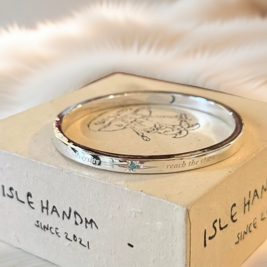 "Galaxy Starship" cool silver-toned circle starlight bracelet, unique design, simple and fashionable, elegant style bracelet.