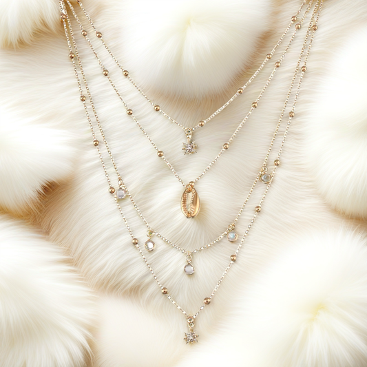 Ladies' full diamond six-pointed star pendant necklace, multi-layer hip-hop retro rhinestone and shell choker.
