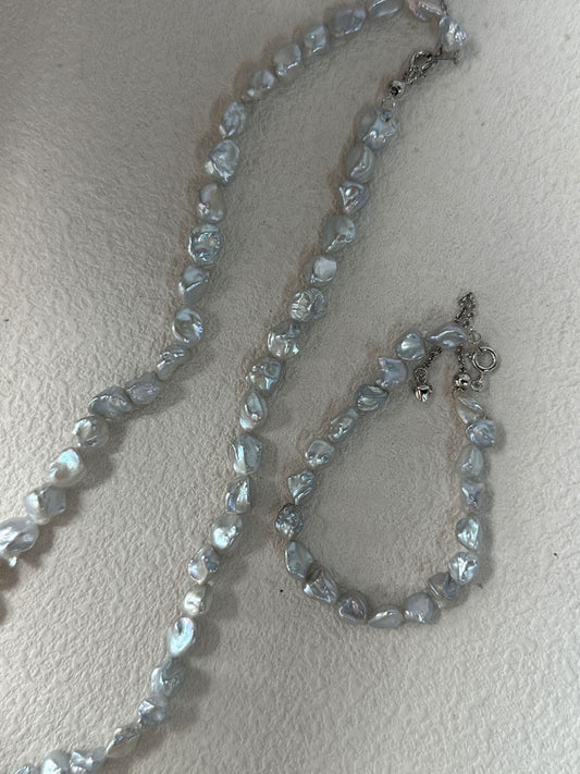 Natural Fresh Water Pearl Blue Blood Crushed Silver Pearl Necklace