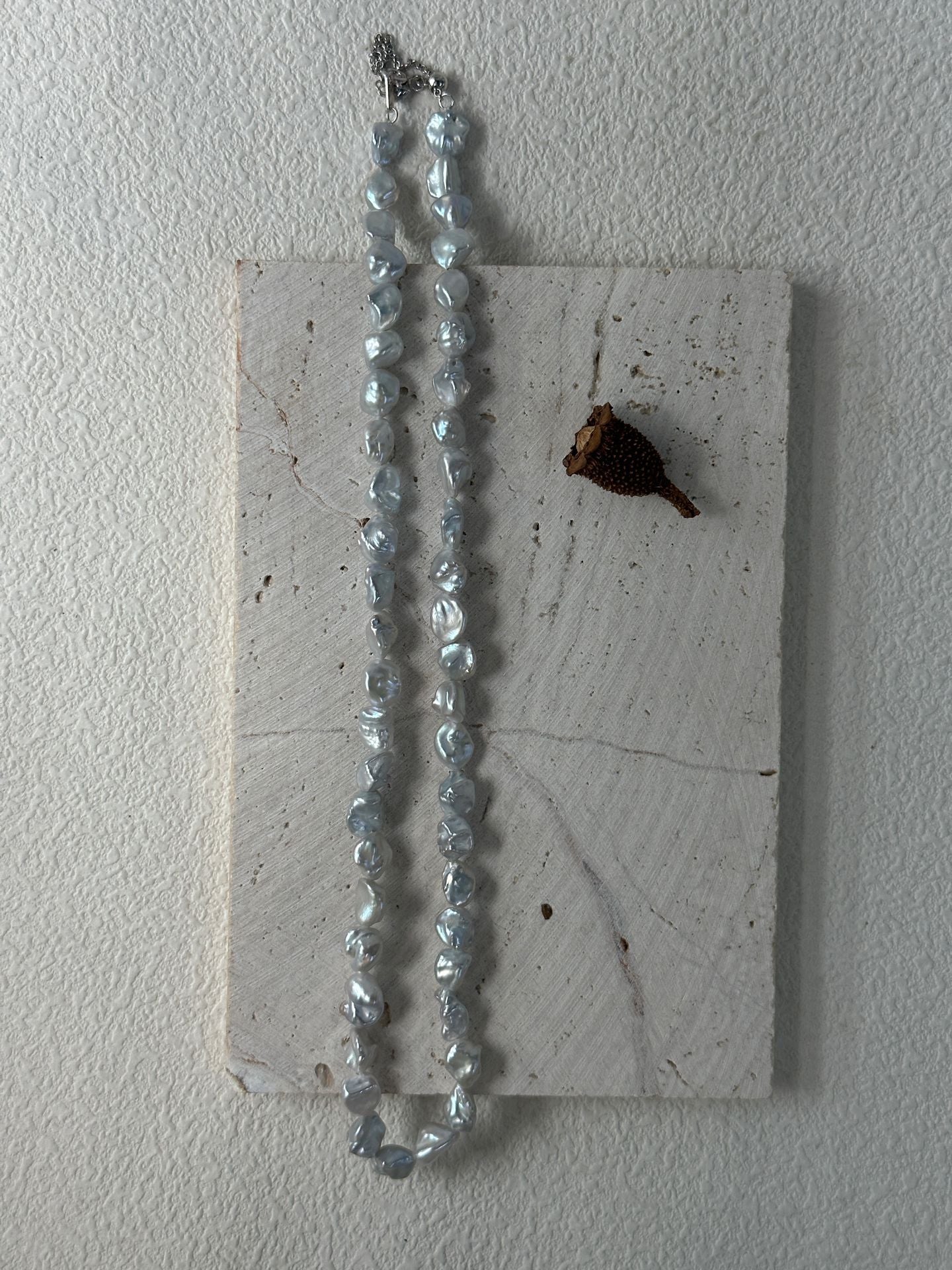 Natural Fresh Water Pearl Blue Blood Crushed Silver Pearl Necklace