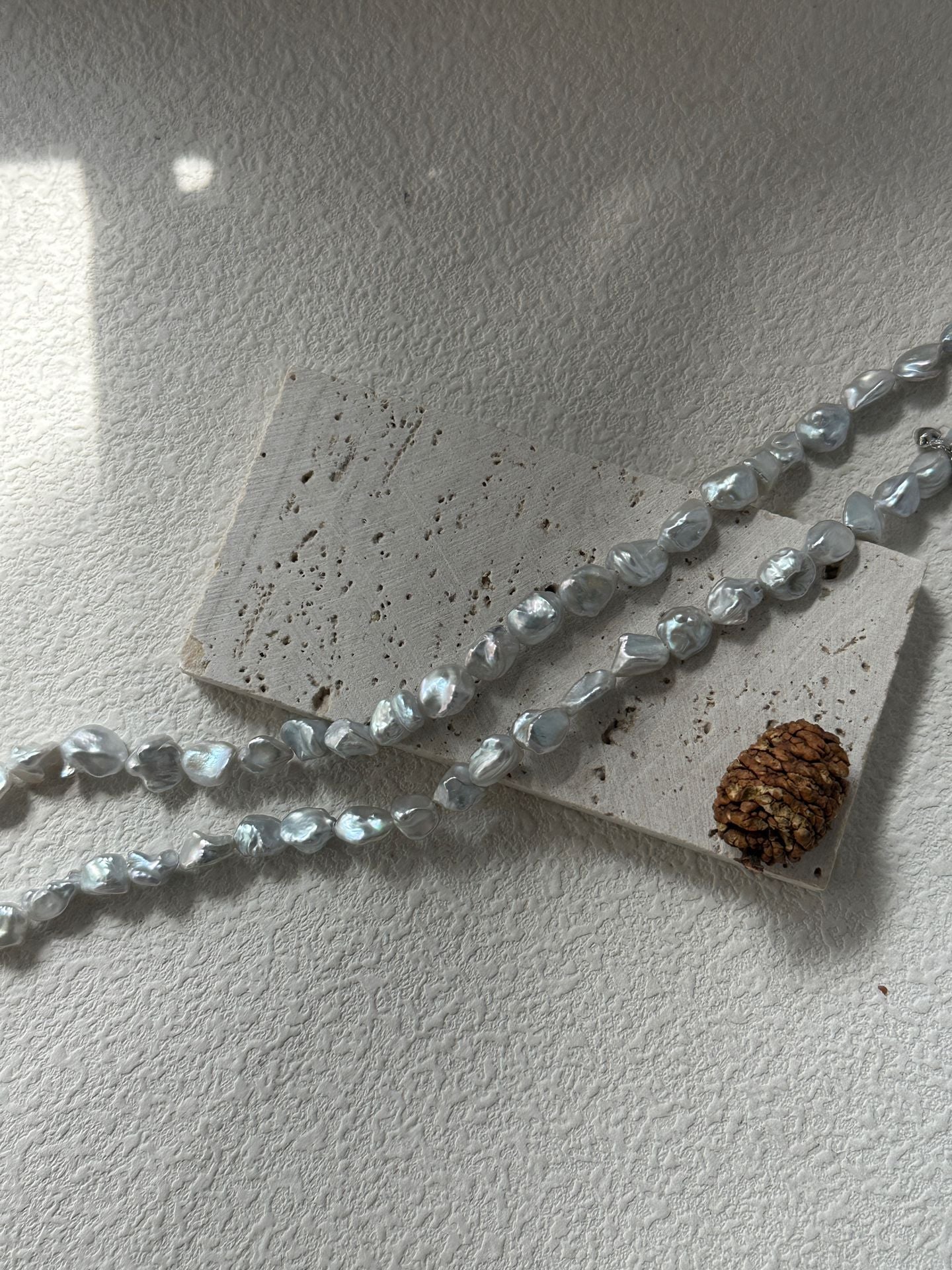 Natural Fresh Water Pearl Blue Blood Crushed Silver Pearl Necklace
