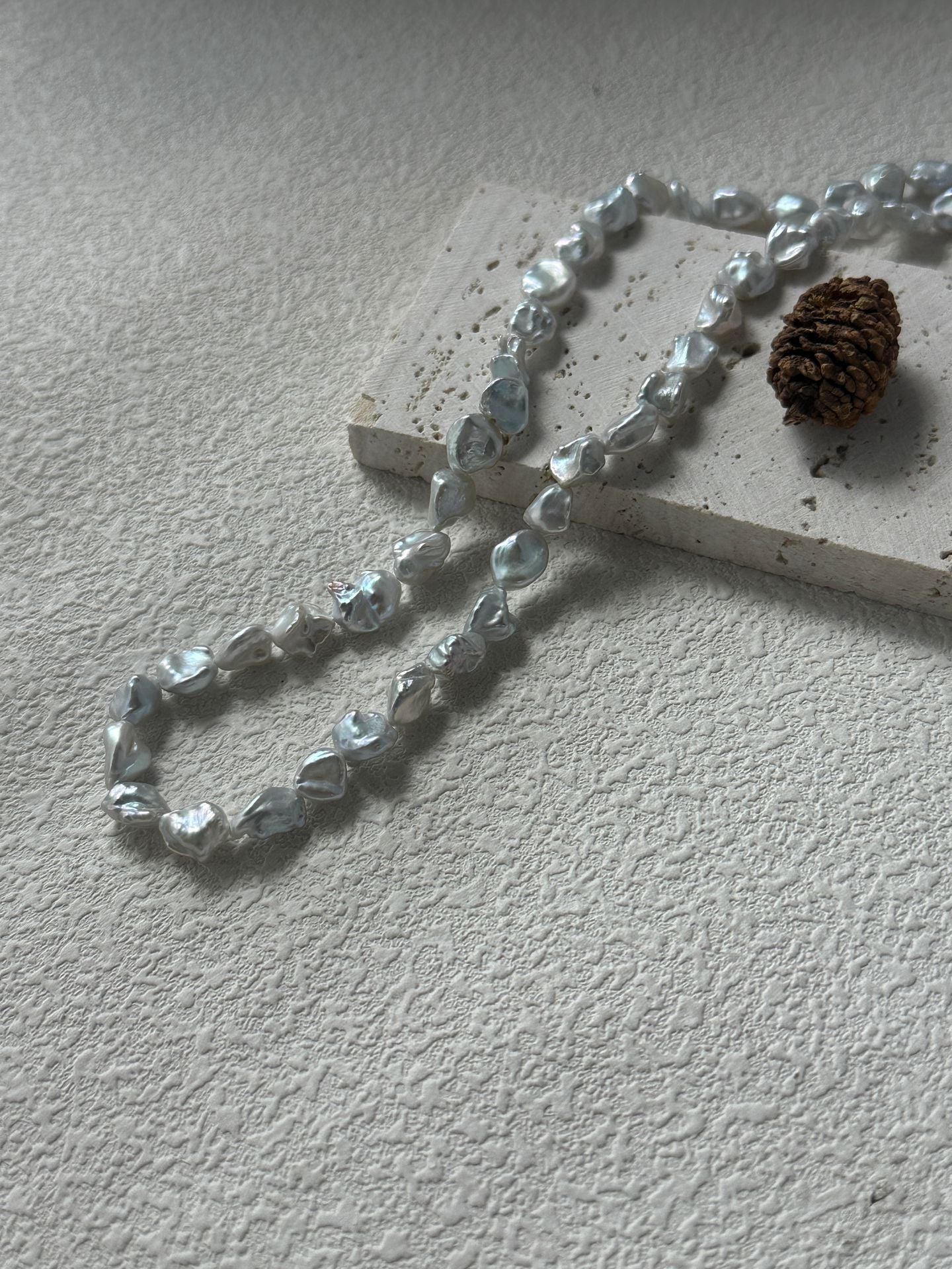 Natural Fresh Water Pearl Blue Blood Crushed Silver Pearl Necklace