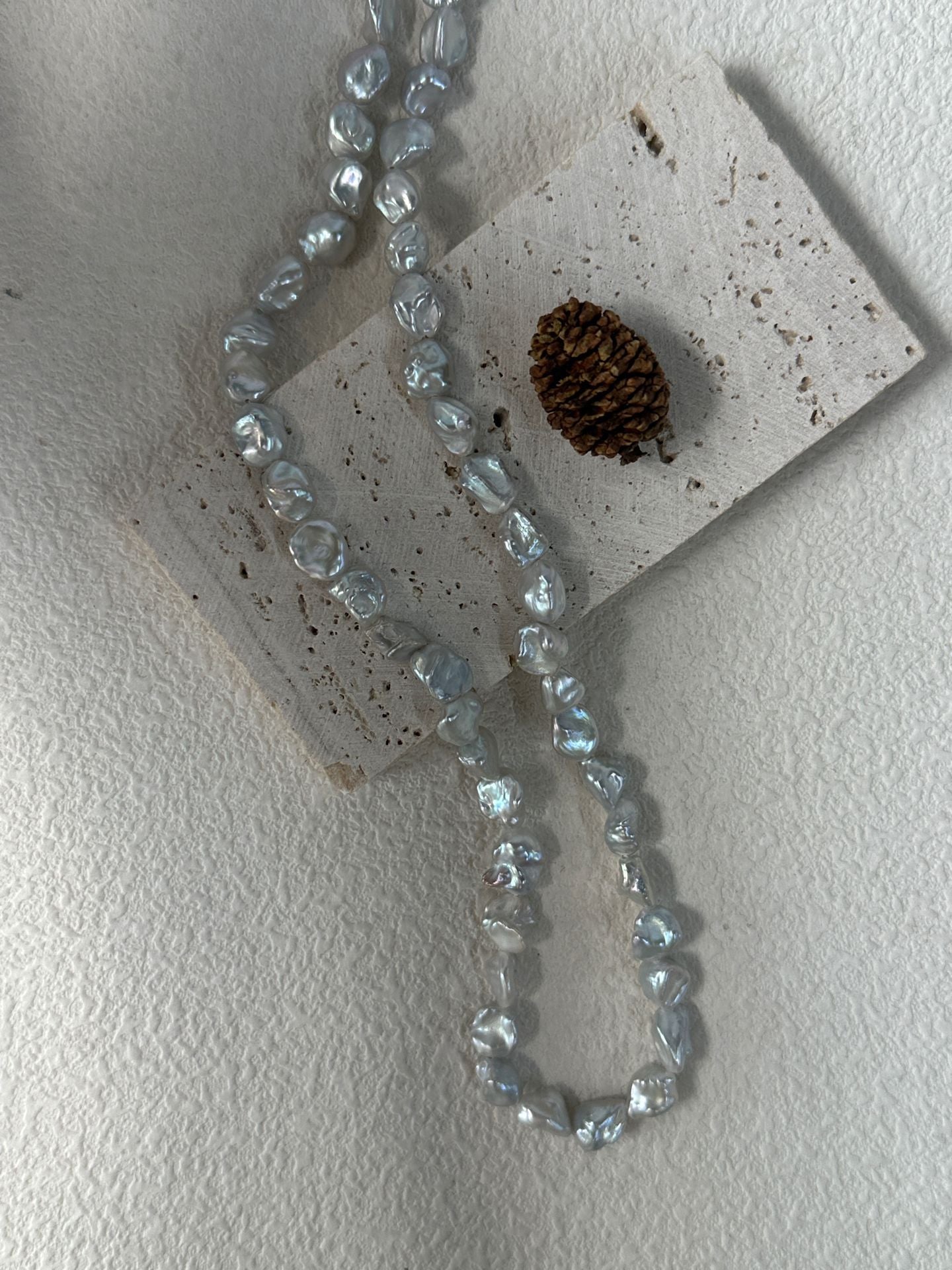 Natural Fresh Water Pearl Blue Blood Crushed Silver Pearl Necklace